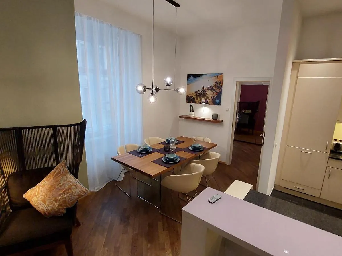 Apartment Inner City By Interhome Vídeň